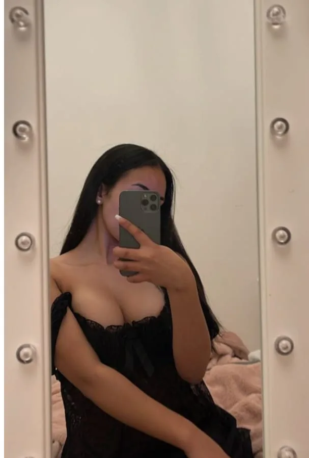 Defne - İzmir VIP Escort Bayan